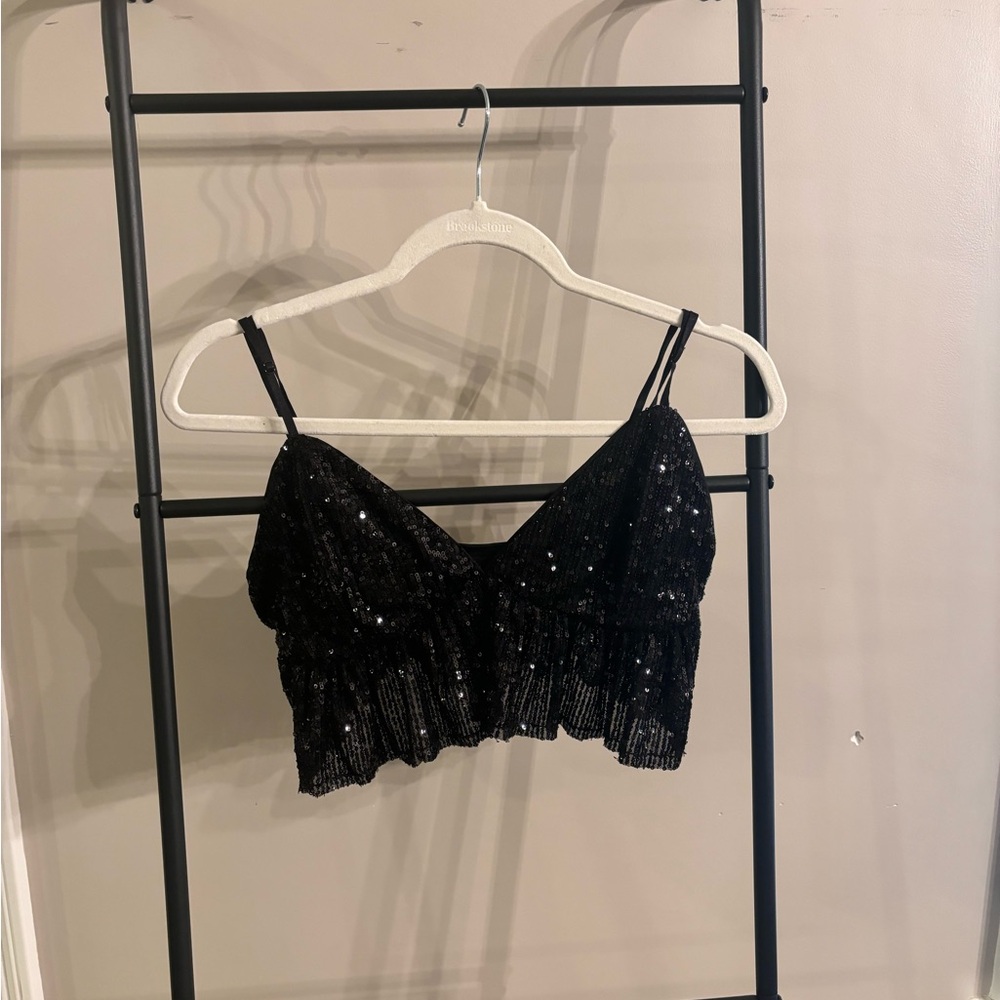 Black sequenced tank top
